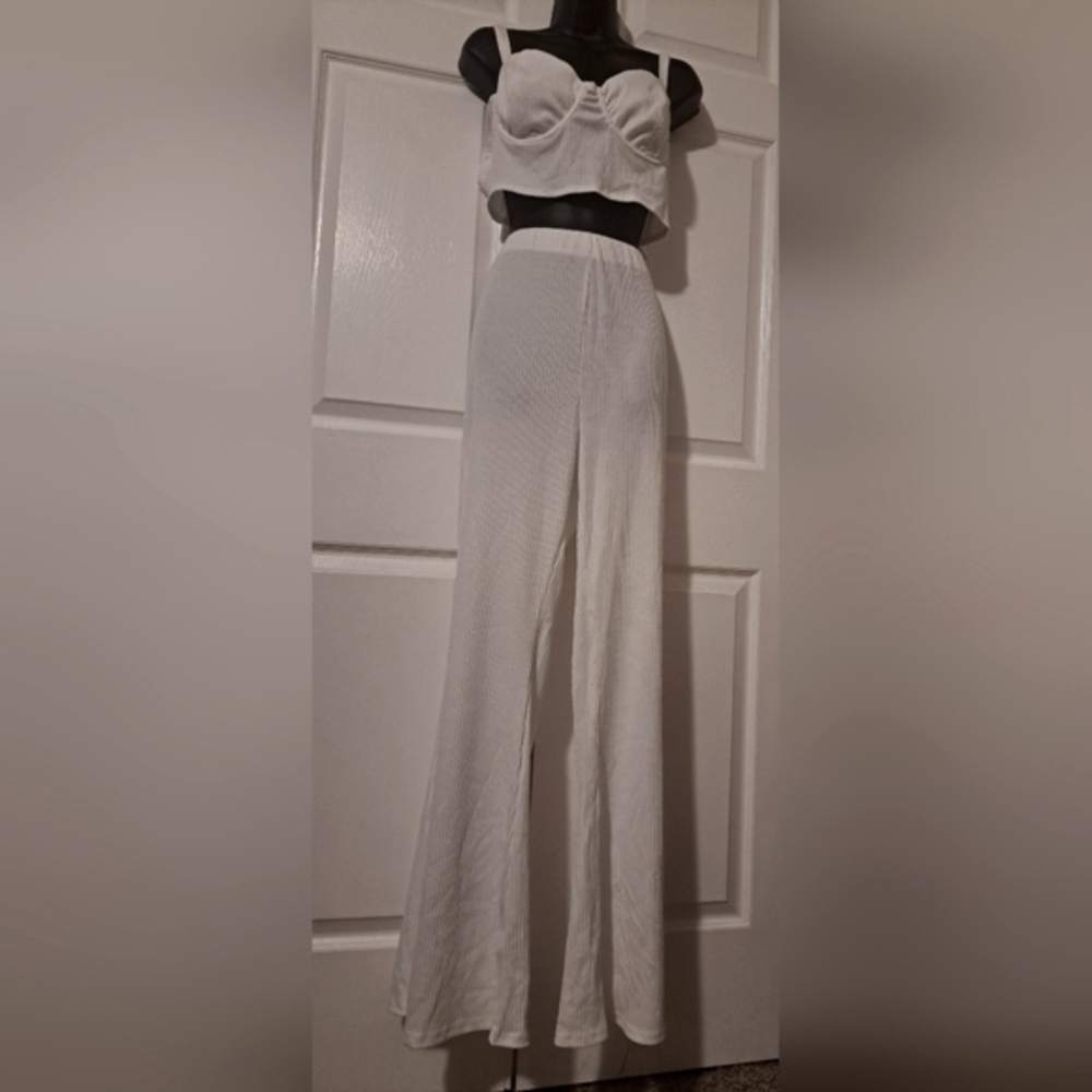 White Ribbed 3 Piece Set - Picture 11 of 16